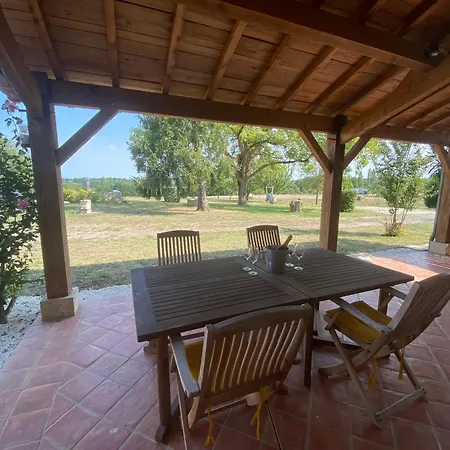 Petit Rousset Cerise *