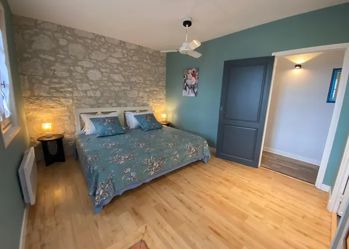 Petit Rousset Cerise Apartament Eymet